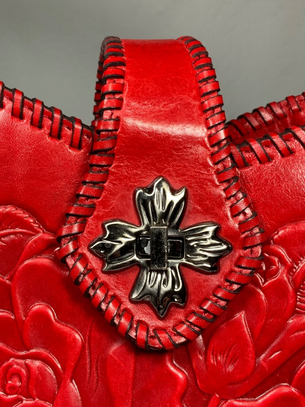 NWOT - Patricia Nash Ninetta Bag – Vibrant Red Tooled - Picture 2 of 16